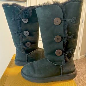 UGG Bailey Triplet II Button Tall Black Suede Leather Winter Boot